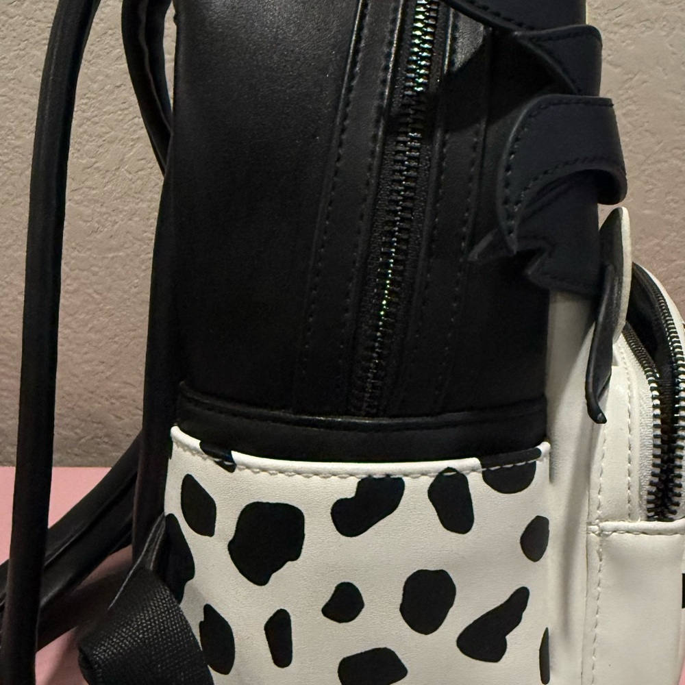 Disney loungefly cruella de vill mini backpack - Picture 6 of 10